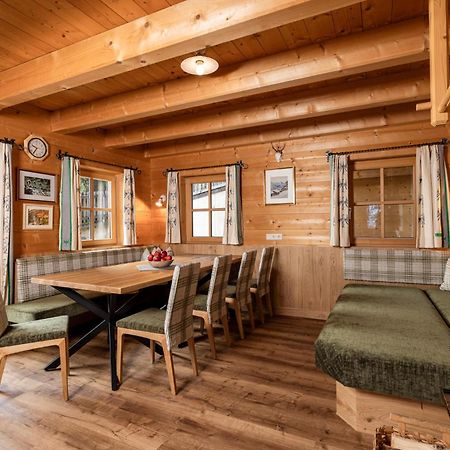 Family Lodge Maximilian تكس المظهر الخارجي الصورة